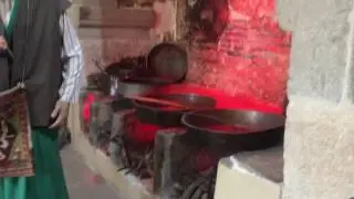 İlginç Mevlana türbesi