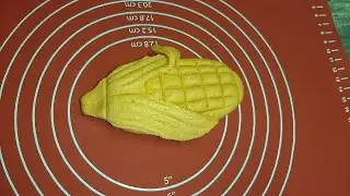 Кукуруза из солёного теста.