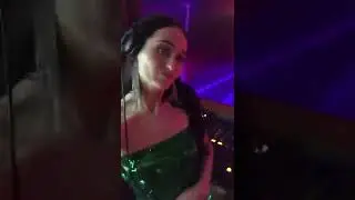 DJ KATE  BOND (CROWNE PLAZA - DUBAI)