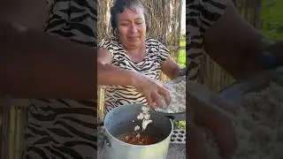 ¿Cómo preparar tollito aliñado ?