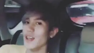 Lah kok ada dia di dalam mobilnya si itu??