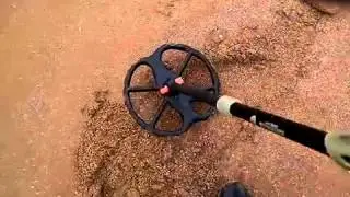 ВидеоОбзор Ground EFX Striker MX300 на русском Часть 3   поиск монет на пляже