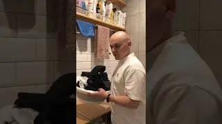 Как правильно стирать вещи в стиральной машине? #стирка #стиральнаямашина #тренд #приколы