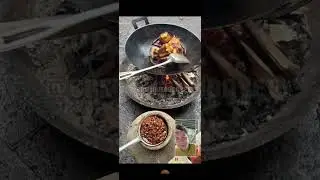 Reagindo a comidas feita na Índia vídeo parte 1