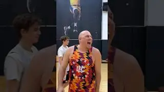 КЕЙК ТРЕНИРУЕТ БУЛЛИТ 