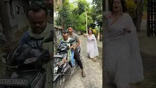 Papa aur bhai ko girne se bacha liya😱😡😲😂#shortvideo #shorts #funnycomedy #comedy #bangladesh