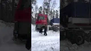 И в друг от куда не возьмись Бульдозер подъехал 🤝