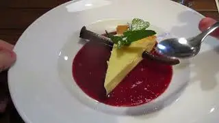 ПРОБУЮ ЧИЗКЕЙК с ГВОЗДЁМ в баре ГВОЗДЬ в МИНСКЕ/ОБЗОР ДЕСЕРТА (06.08 посмотри видео из этого бара)