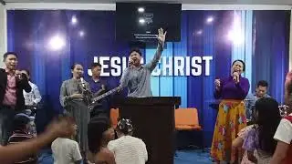 Turn It Up / Nothing is Impossible / Because of You / Holy Forever - Worship Medley