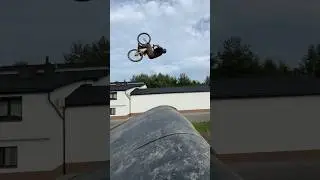 my first TRIPLE BACKFLIP on MTB?! 😤 #bike #mtbtricks #mtb #slopestyle