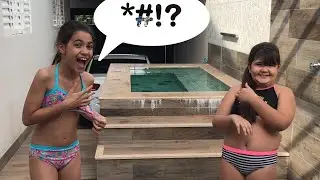 CUMPRIMOS O DESAFIO DIGA QUALQUER COISA NA PISCINA