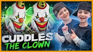 Spirit Halloween animatronic collection | cuddles the clown spirit Halloween unboxing