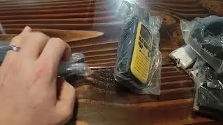 Midland LXT630 - FRS/GMRS Two Way Radio Unboxing