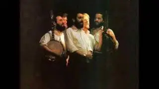 The Dubliners - The Sea Around Us