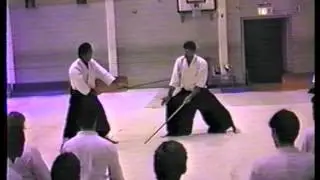 CHIBA Sensei (Uke : Paul Müller Sensei) 1987 : Jo taï Jo