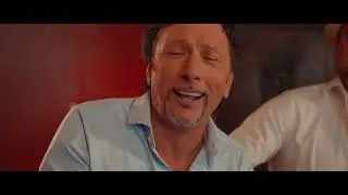 Henk Bernard - Zeg Me Wie (Officiële Videoclip)