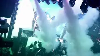 LEENATA making lit in China