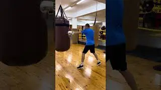 Ноги в боксе это и часть защиты, и часть атаки.