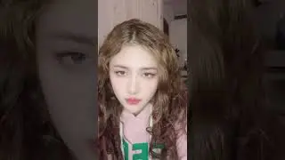 Top girl talking 