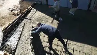Отлили пандус