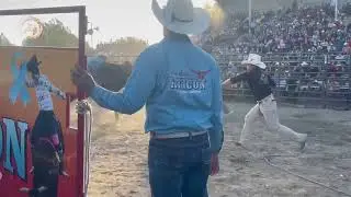 Jaripeo en King City, los toros de Rancho El Rincon.