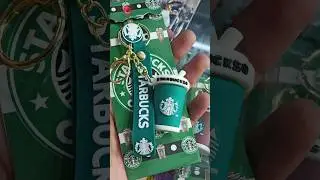 Starbucks coffee cap 3D keychain. #starbuckscoffeekeychains #coffeelover #3dkeychains #starbuckkeys