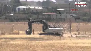 Suriye sınırına hendek çalışması