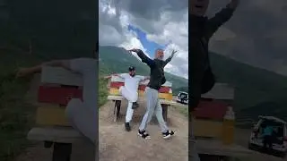 Треш контент, а точнее жизнь, как она есть, да на веселе после местной водки арака