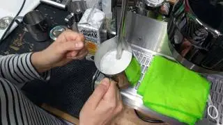 How to froth milk
