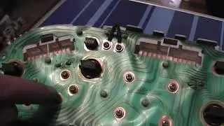 And again, Istana. Disassembling the instrument cluster and repairing the temperature gauge.