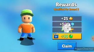 Playing Stumble Guys...