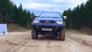 Mitsubishi L200 lifted (Short)