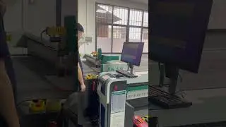 How to make a carbon fiber sheet? First step: fabric cutter cuts!