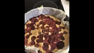 Очень вкусный пирог с ягодами