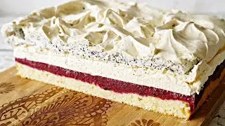 Rewelacyjne Świąteczne Ciasto z Bezą Makową i Porzeczką – #przepis – Mała Cukierenka