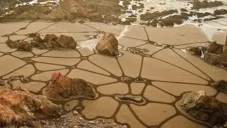 Stunning Sand Drawings By Andres Amador