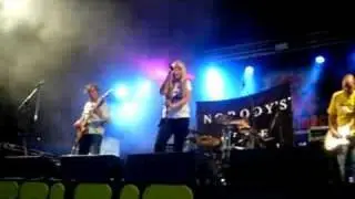 Nobody's Wife @ Deest - Modern World   (Tribute To Anouk)
