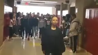 Maestra enseña a bailar alumnos thriller🧟‍♂️🧟‍♀️🧟‍♂️🧟‍♀️