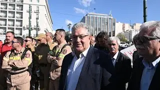 Δ.Κουτσούμπας:Μονιμοποίηση όλων των εποχικών πυροσβεστών γιατί καλύπτουν πάγιες και διαρκείς ανάγκες