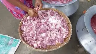 খিচুরি সাথে গরুর মাংস, দেয়া হবে সোলেমানসার মাজারে!