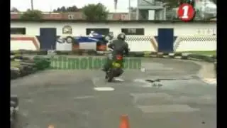 Tomar una curva (Motos)