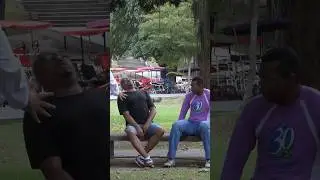 O pai de santo apareceu 😂 