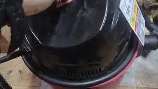 Недорогой строительный пылесос Зубр. Обзор после года использования.
