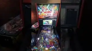 Foo Fighters pinball machine