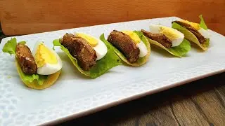 Праздничная закуска (канапе) со шпротами на чипсах 