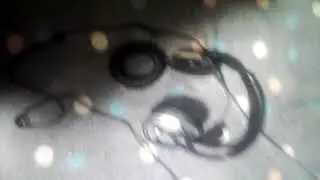 пишите в комментах #светлая память о наушниках.
