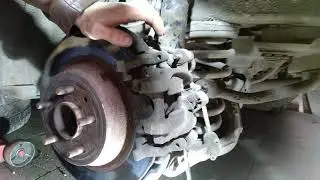 Замена задних тормозных дисков и колодок FORD MONDEO 5