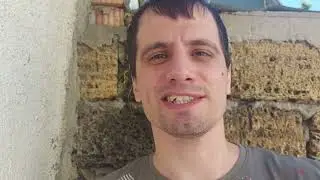 Окно в помещении с газовым прибором. Взрывы в городе. Вылетают окна.