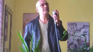 Le Daron chante MON PLUS BEAU NOEL. Johnny HALLYDAY
