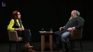 В программе «Джокер» беседует современный футурист, режиссер и  ереванец  Петр Немой.